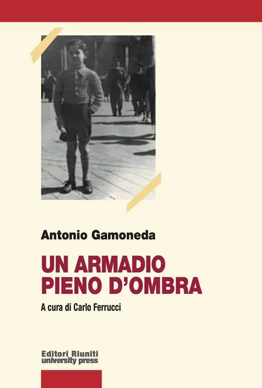 Nuova Collezione Un armadio pieno d‘ombra
