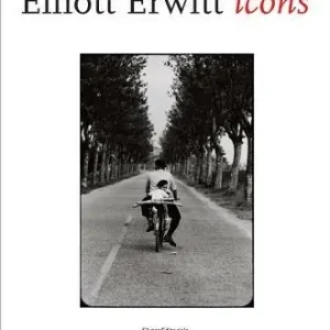 Elliott Erwitt. Icons. Catalogo della mostra (Aosta, 23 marzo-24 giugno). Ediz. italiana, inglese e francese Must-Have